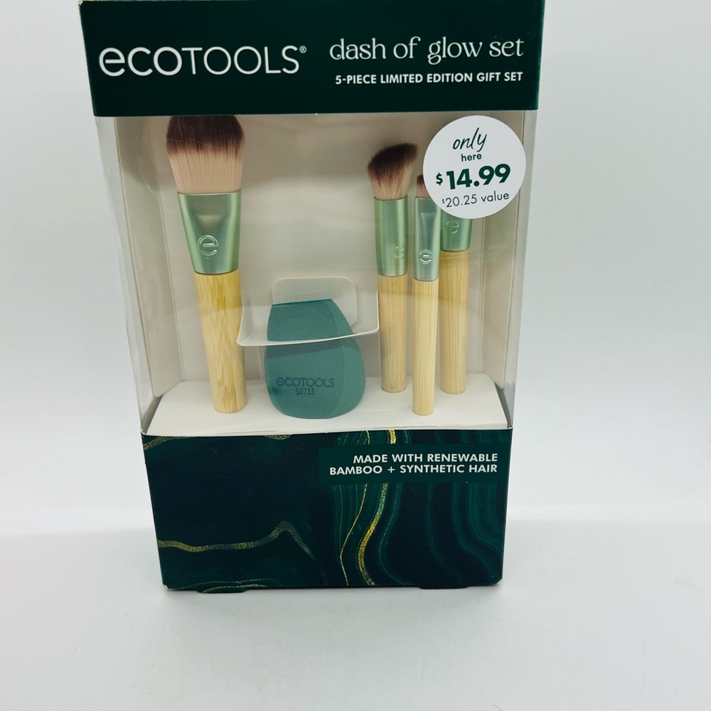 NWT EcoTools Dash of Glow Set - Bamboo and Green